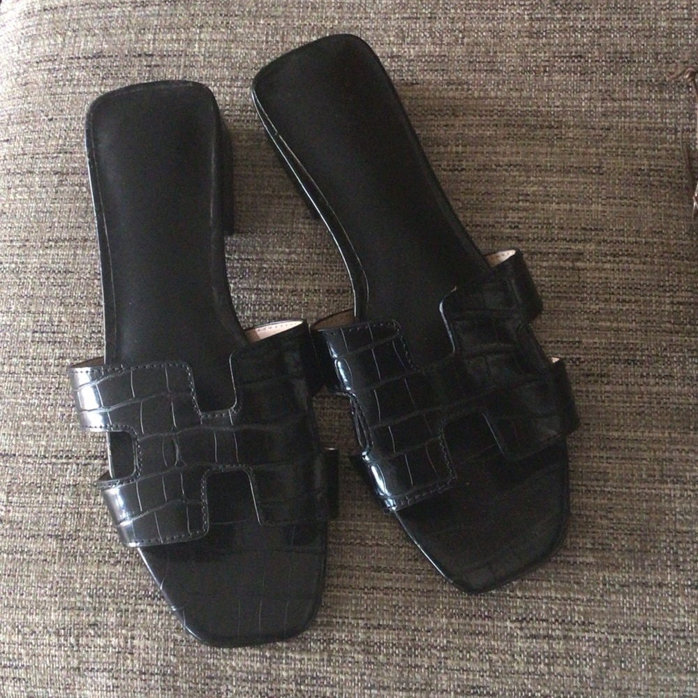 Steven By Steve Madden Black Croc Slide Sandals